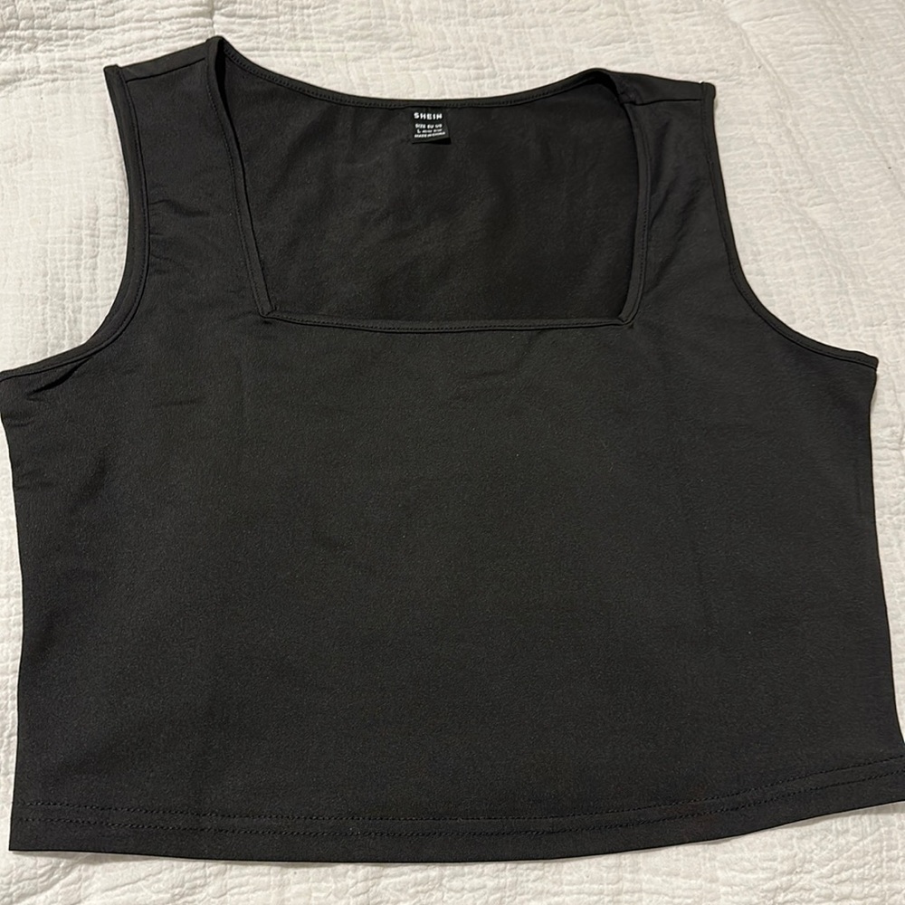 Black Square neck crop top tank